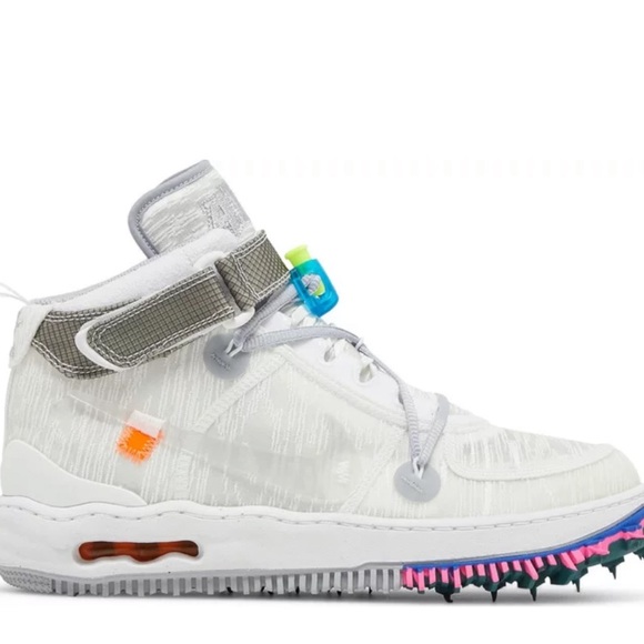 2022 NEW WITH BOX
Off-White x Air Force 1 Mid 'White' men’s size 10 - Picture 11 of 11
